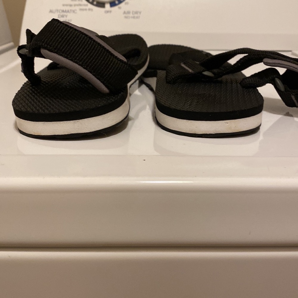 Columbia Sandals - Picture 4 of 6